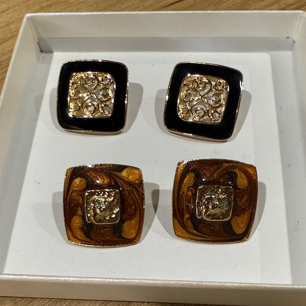 Square Gold and Black Earrings Set
